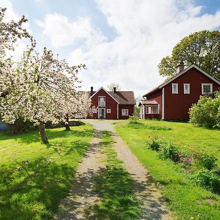 Отель Lilla Soergarden Kungsberga Экстерьер фото